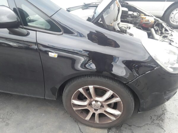 ALETA DELANTERA DERECHA OPEL CORSA D