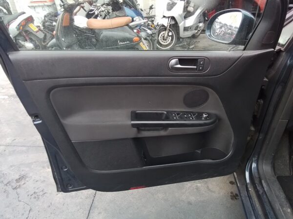 ELEVALUNAS DELANTERO IZQUIERDO VOLKSWAGEN GOLF PLUS VI (521)
