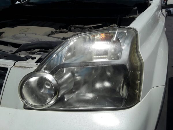 FARO IZQUIERDO NISSAN X-TRAIL (T31)