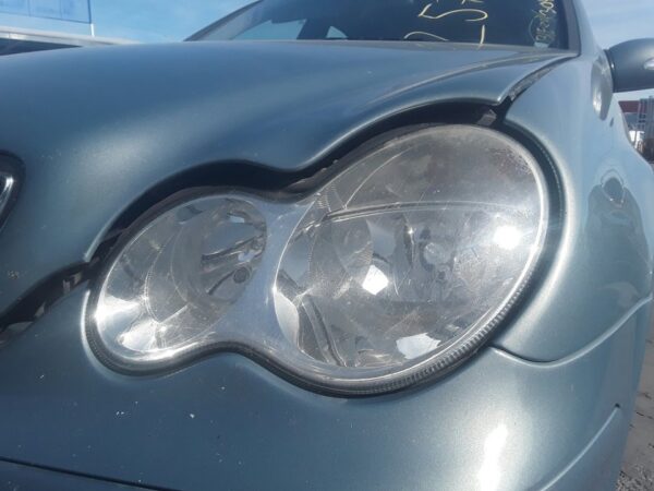 FARO IZQUIERDO MERCEDES-BENZ CLASE C (BM 203) BERLINA