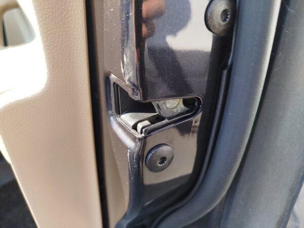 CERRADURA PUERTA DELANTERA DERECHA VOLKSWAGEN GOLF V (1K1)(10.2003)