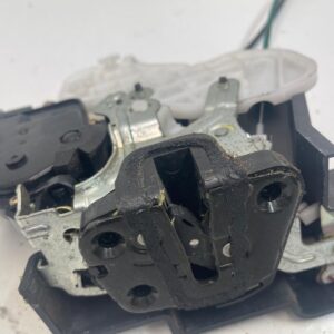 CERRADURA PUERTA DELANTERA DERECHA KIA CARNIVAL