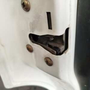 CERRADURA PUERTA TRASERA IZQUIERDA FORD SIERRA BERLINA
