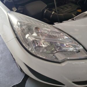 FARO DERECHO OPEL MERIVA B
