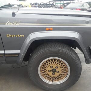 ALETA DELANTERA DERECHA JEEP CHEROKEE (J)