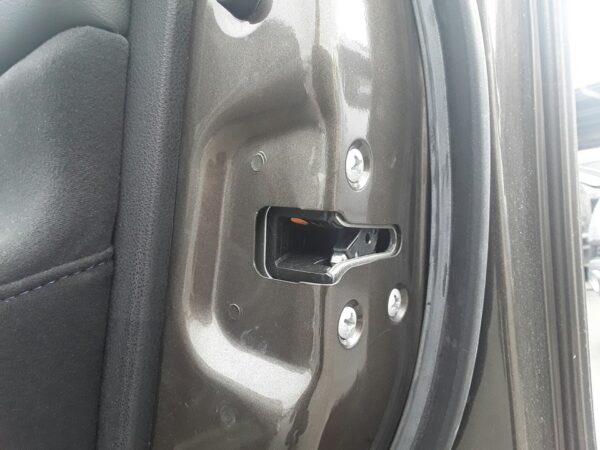 CERRADURA PUERTA DELANTERA DERECHA NISSAN LEAF (ZE0)