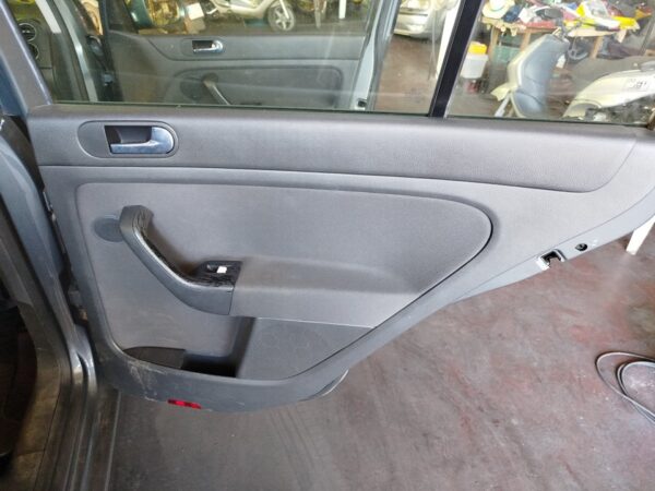 ELEVALUNAS TRASERO DERECHO VOLKSWAGEN GOLF PLUS V (5M1)