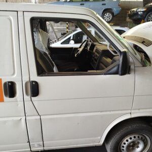 PUERTA DELANTERA DERECHA VOLKSWAGEN T4 TRANSPORTER CAMIÓN/DOBLE CABINA
