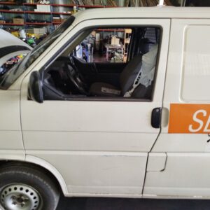 PUERTA DELANTERA IZQUIERDA VOLKSWAGEN T4 TRANSPORTER CAMIÓN/DOBLE CABINA