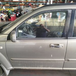 PUERTA DELANTERA IZQUIERDA NISSAN X-TRAIL (T30)