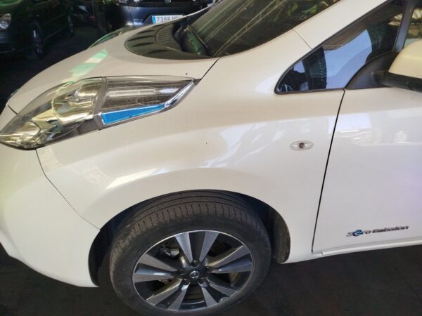 ALETA DELANTERA IZQUIERDA NISSAN LEAF (ZE0)