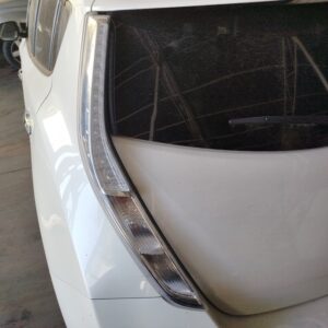 PILOTO TRASERO IZQUIERDO NISSAN LEAF (ZE0)