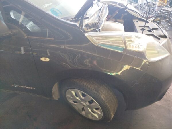 ALETA DELANTERA DERECHA NISSAN LEAF (ZE0)