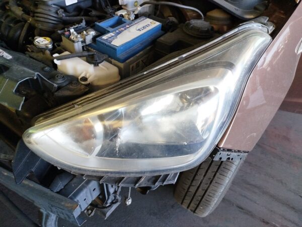 FARO IZQUIERDO HYUNDAI I10 (IA)