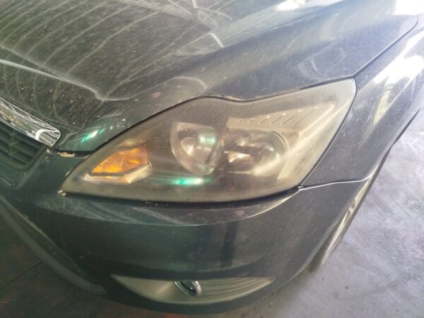 FARO IZQUIERDO FORD FOCUS BERLINA (CAP)