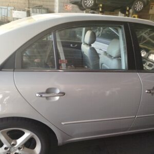 PUERTA TRASERA DERECHA HYUNDAI SONATA (NF)