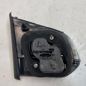 PILOTO TRASERO DERECHO INTERIOR VOLKSWAGEN GOLF VI (5K1)(10.2008)