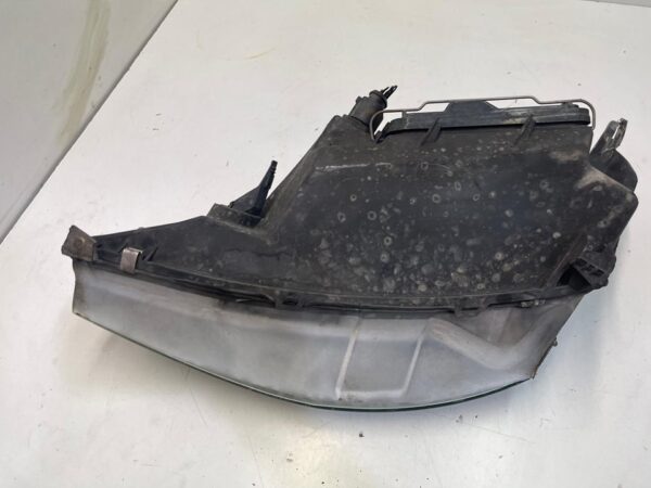 FARO DERECHO FORD FOCUS BERLINA (CAK)