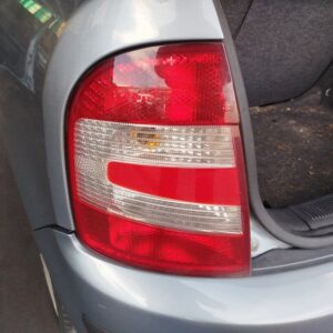 PILOTO TRASERO IZQUIERDO SKODA FABIA (6Y2/6Y3)