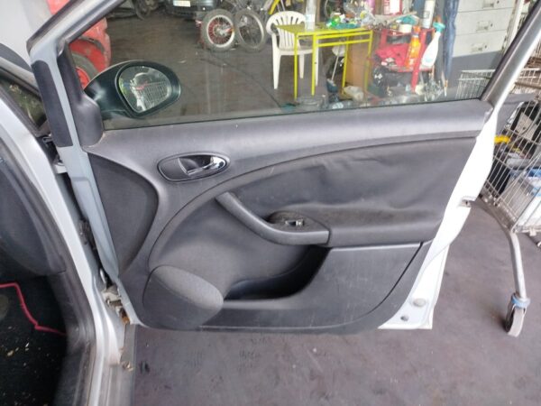 ELEVALUNAS DELANTERO DERECHO SEAT TOLEDO (5P2)