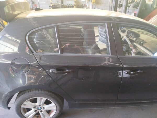 PUERTA TRASERA DERECHA BMW SERIE 1 BERLINA (E81/E87)
