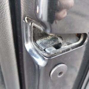 CERRADURA PUERTA TRASERA DERECHA VOLKSWAGEN PASSAT VARIANT (3C5)