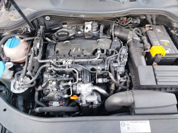 COMPRESOR AIRE ACONDICIONADO VOLKSWAGEN PASSAT VARIANT (3C5)