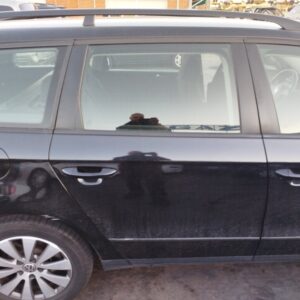 PUERTA TRASERA DERECHA VOLKSWAGEN PASSAT VARIANT (3C5)