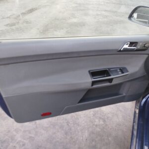 ELEVALUNAS DELANTERO IZQUIERDO VOLKSWAGEN POLO IV (9N1)