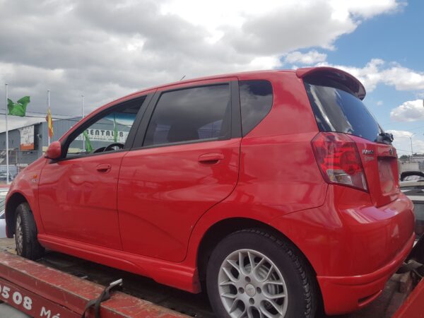 PILOTO TRASERO IZQUIERDO DAEWOO KALOS - Imagen 4