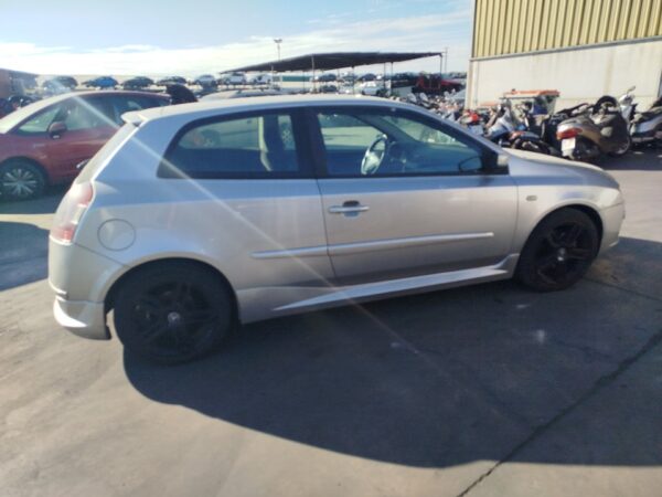 PARAGOLPES DELANTERO FIAT STILO (192) - Imagen 3