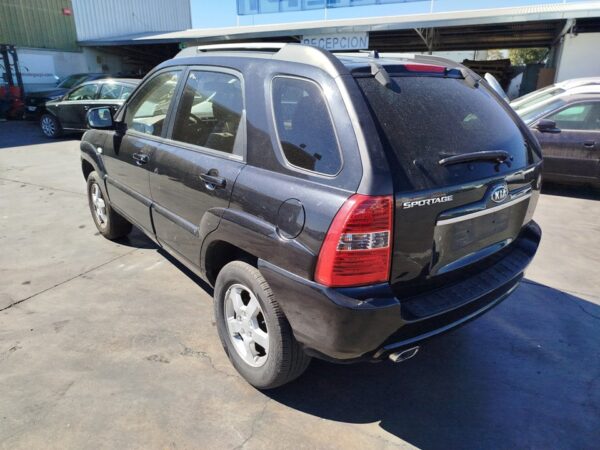 PILOTO TRASERO IZQUIERDO KIA SPORTAGE (KM) - Imagen 3