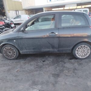 FARO DERECHO LANCIA YPSILON (101)