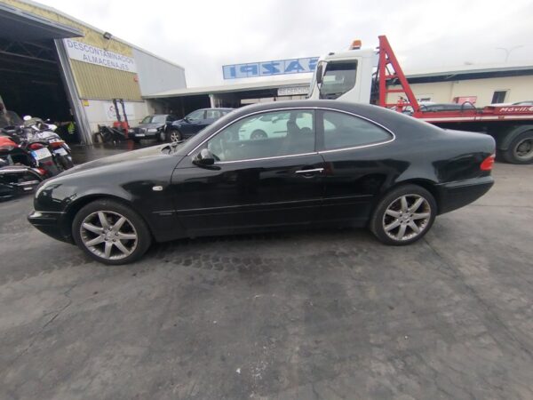 PILOTO TRASERO IZQUIERDO MERCEDES-BENZ CLK (BM 208) COUPE - Imagen 4
