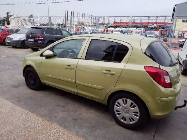 PILOTO TRASERO DERECHO OPEL CORSA D - Imagen 2