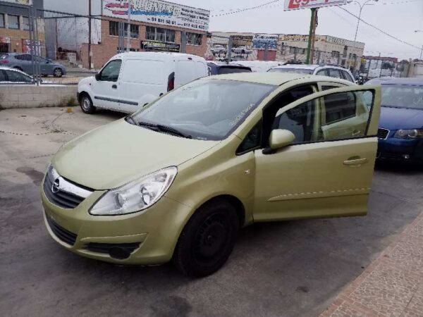 PILOTO TRASERO DERECHO OPEL CORSA D - Imagen 3