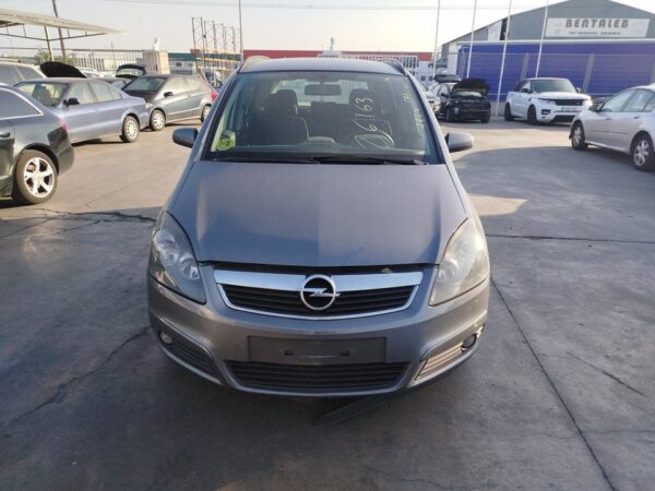 PARAGOLPES TRASERO OPEL ZAFIRA B - Imagen 2