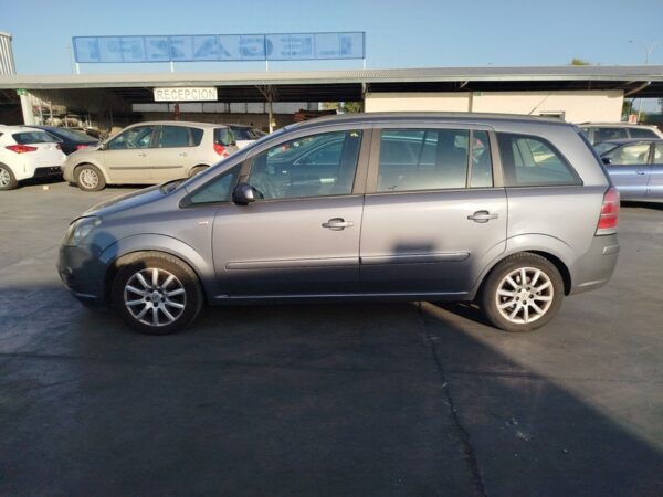 PARAGOLPES TRASERO OPEL ZAFIRA B - Imagen 4