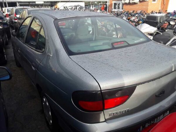 RADIADOR AGUA RENAULT MEGANE I CLASSIC (LA0) - Imagen 4