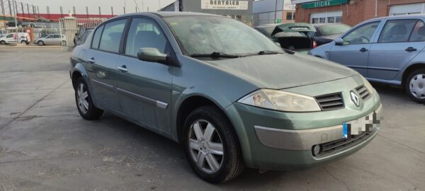 FARO IZQUIERDO RENAULT MEGANE II BERLINA 5P - Imagen 2