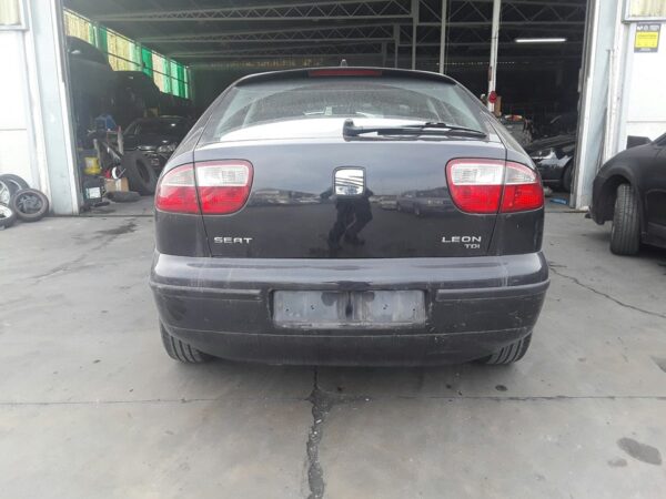 PILOTO TRASERO IZQUIERDO SEAT LEON (1M1) - Imagen 5