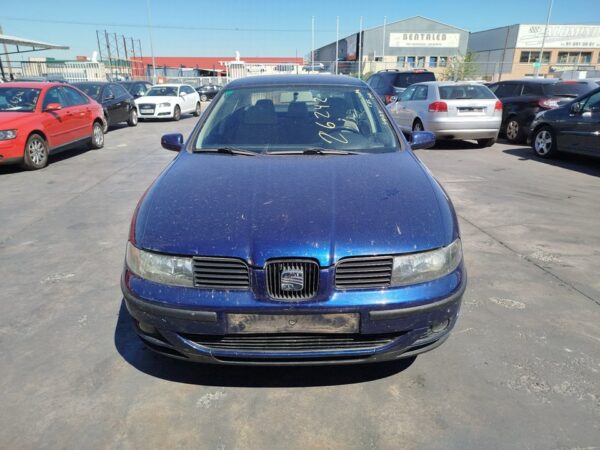 PILOTO TRASERO IZQUIERDO SEAT TOLEDO (1M2) - Imagen 2