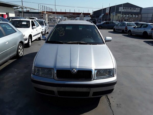 PILOTO TRASERO DERECHO SKODA OCTAVIA BERLINA (1U2) - Imagen 2