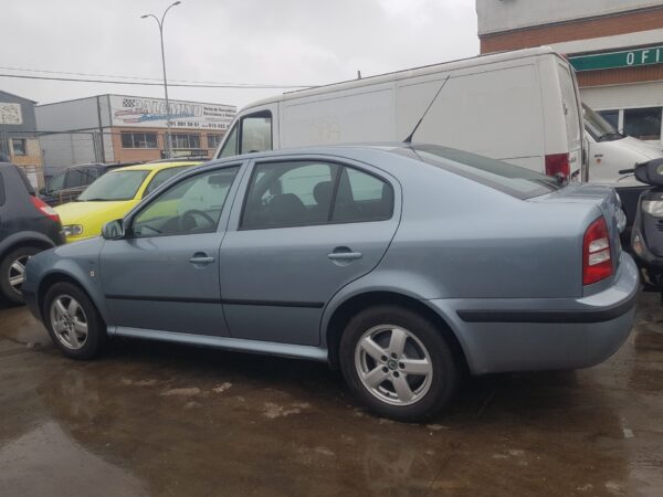 MANDO LUCES SKODA OCTAVIA BERLINA (1U2) - Imagen 4