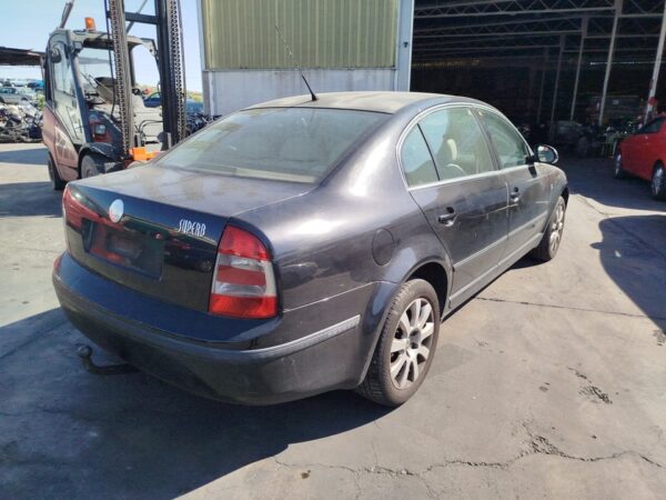 TRANSMISION DELANTERA IZQUIERDA SKODA SUPERB (3U4) - Imagen 3
