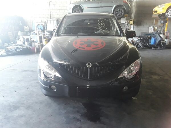 PUERTA DELANTERA IZQUIERDA SSANGYONG ACTYON - Imagen 2