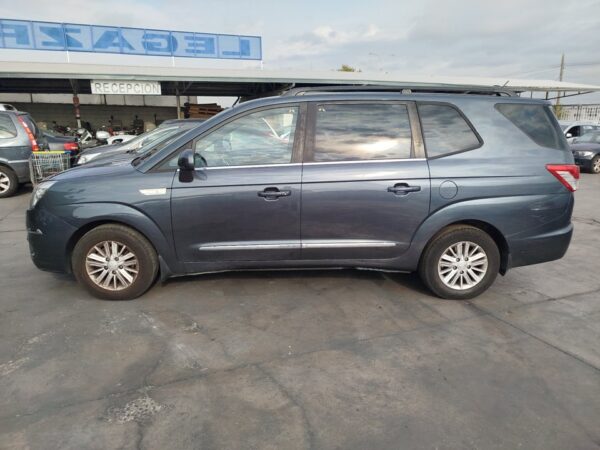 ALETA DELANTERA IZQUIERDA SSANGYONG RODIUS - Imagen 3