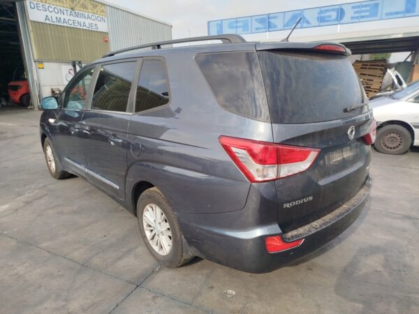 ALETA DELANTERA IZQUIERDA SSANGYONG RODIUS - Imagen 5