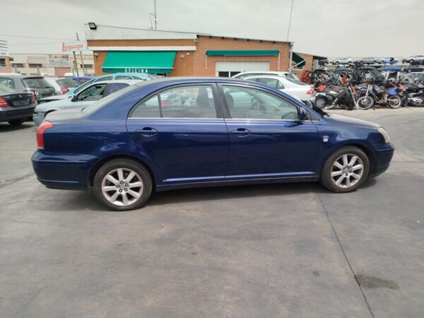 PILOTO TRASERO DERECHO TOYOTA AVENSIS BERLINA (T25) - Imagen 3