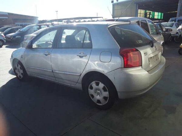 PILOTO TRASERO IZQUIERDO TOYOTA COROLLA (E12) - Imagen 3